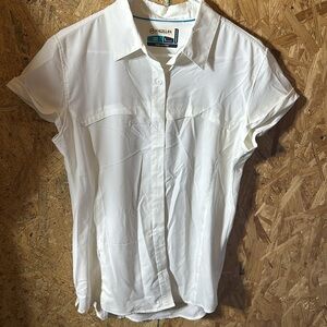 2 Ladies Magellan Blouses